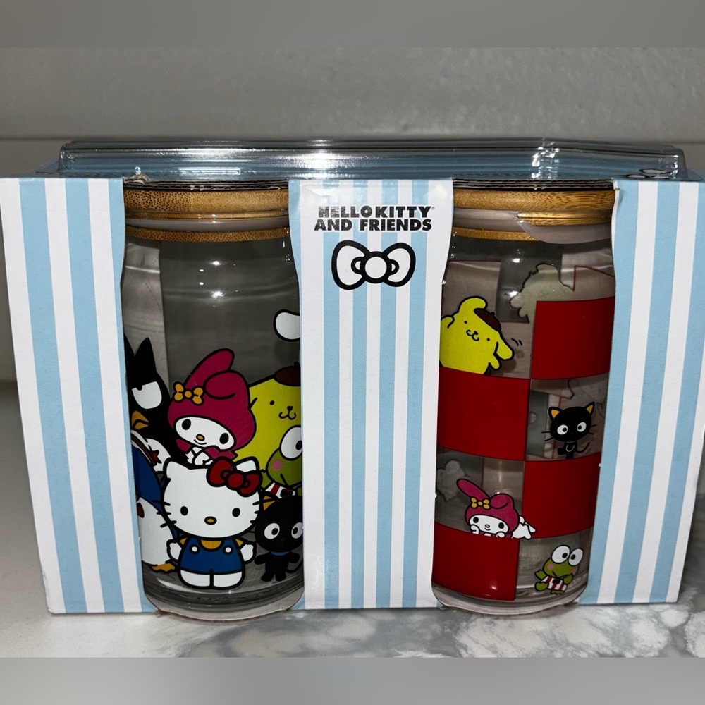 HELLO KITTY & FRIENDS